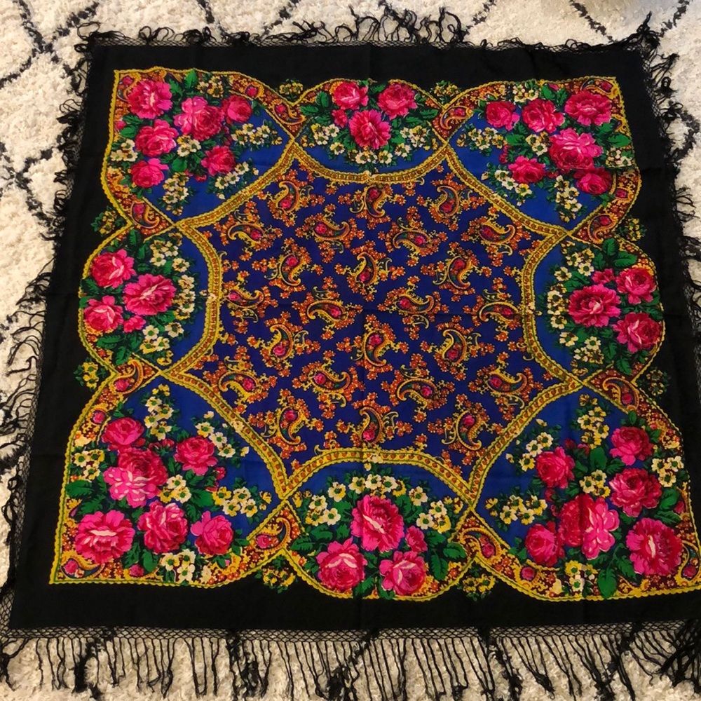 Huge Russian Pavlovo Posad Traditional Shawl 100% Wool Scarf with fringe